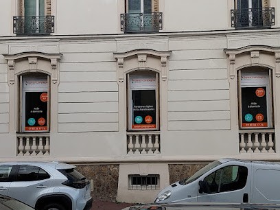 Senior Compagnie - Aide à Domicile, Aide à Domicile à Saint-Cloud